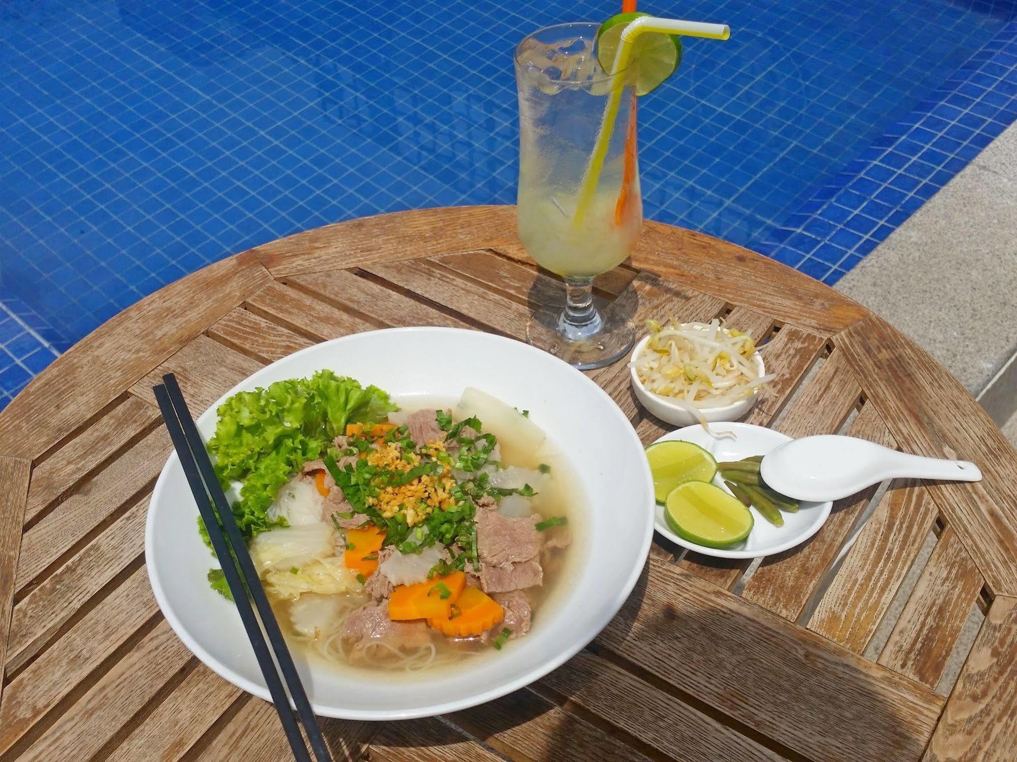 Number 9 3* Phnom Penh